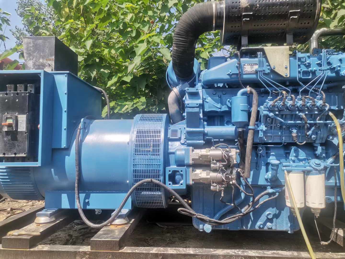 云安详细说明降低 800kW 柴油发电机输出电流波动的方法
